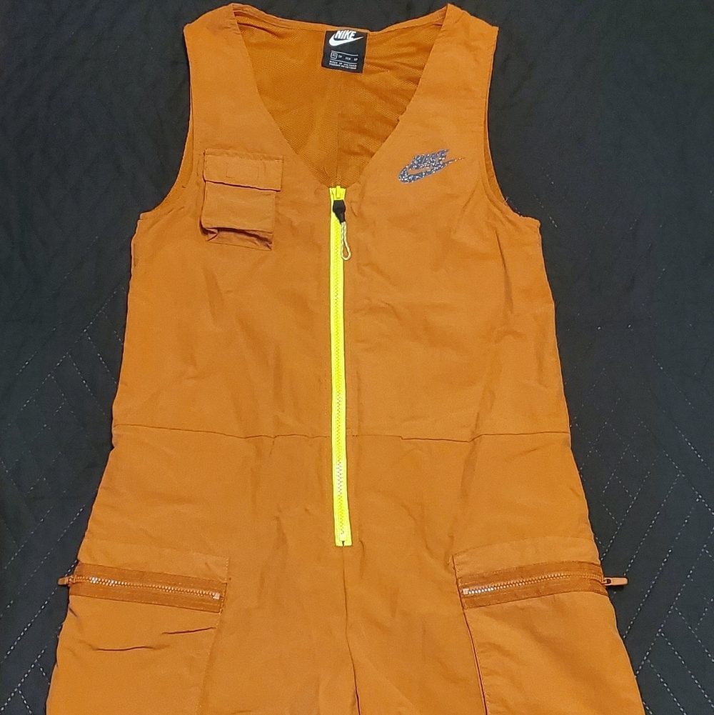 Nike Icon Clash Utillity Sportswear Orange Jumpsuit Size XS